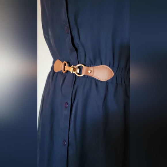 Dress - Picture 4 of 8